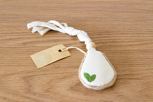 ハギレで作ったストラップ(プレーン)